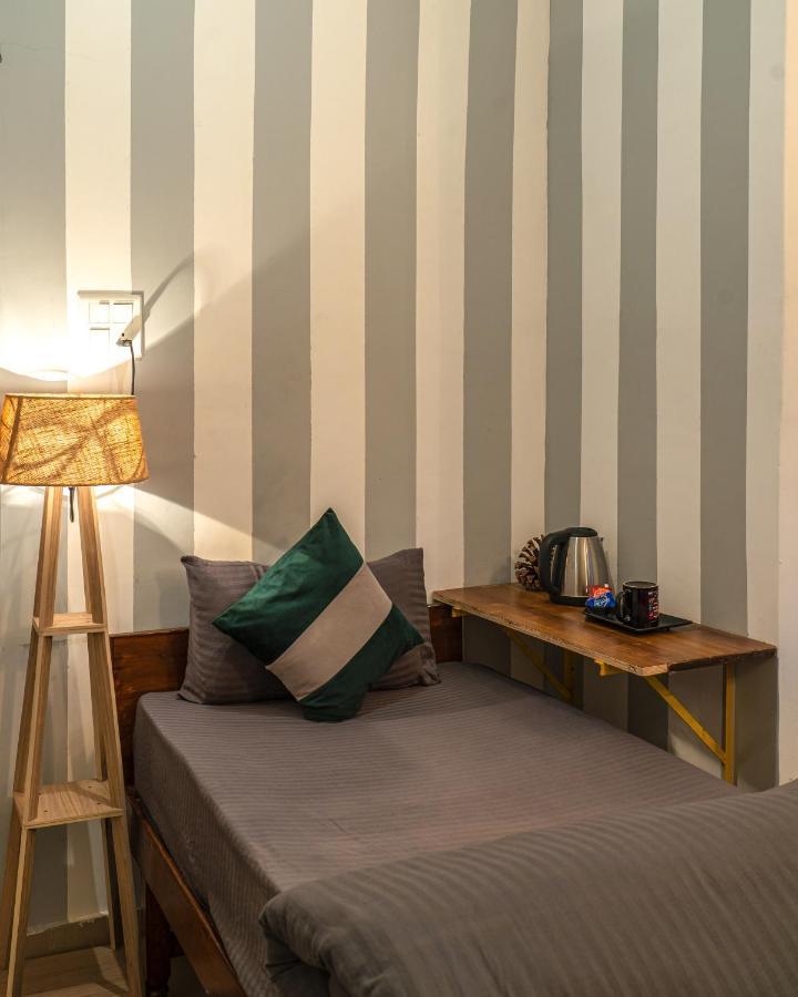 Whoopers Hostel Bir المظهر الخارجي الصورة