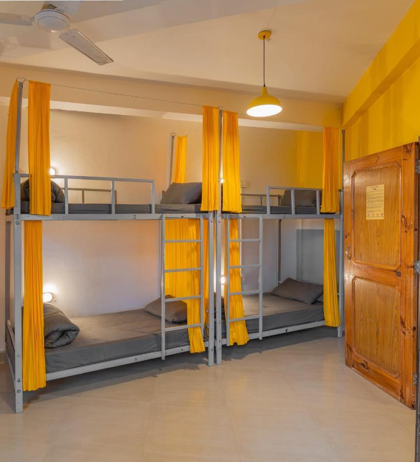 Whoopers Hostel Bir المظهر الخارجي الصورة