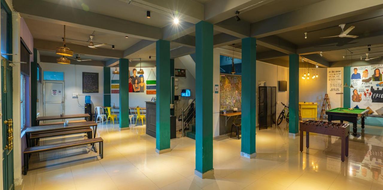 Whoopers Hostel Bir المظهر الخارجي الصورة